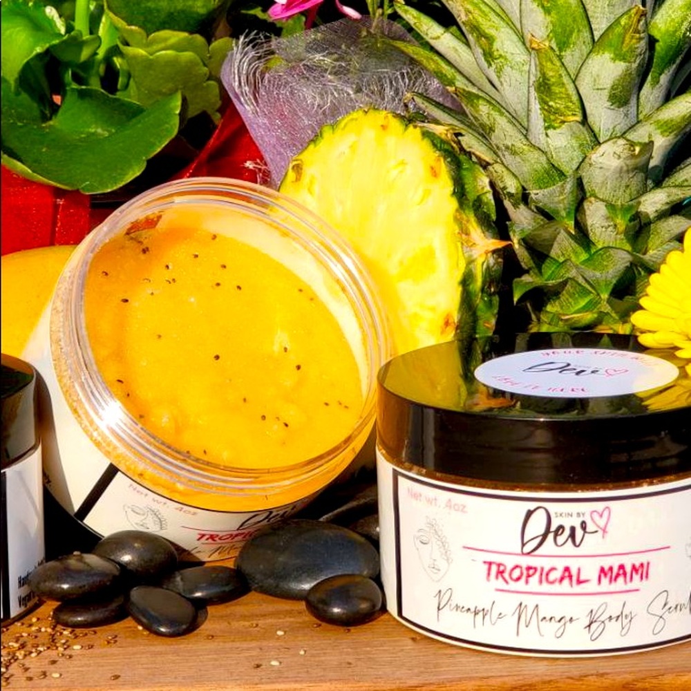 Tropical Mami- Pineapple Mango Body Scrub